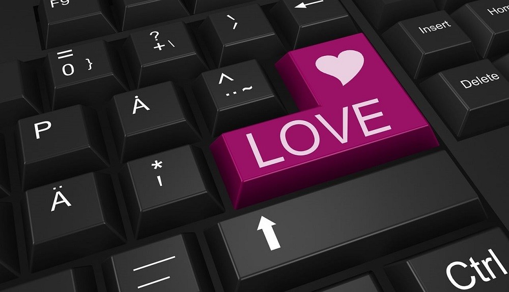 A black keyboard has the 