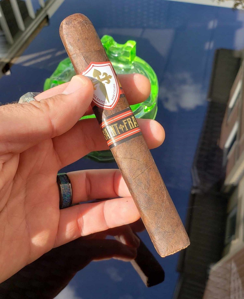 The All Saints cigar by Saint Francis has the same appearance as a milk chocolate bar