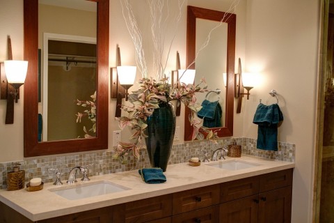 Important Bathroom Etiquette: 10 Essential Tips Everyone Should Follow