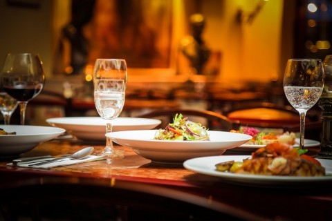 Improve Your Table Manners In Minutes: Important Dining Etiquette Tips